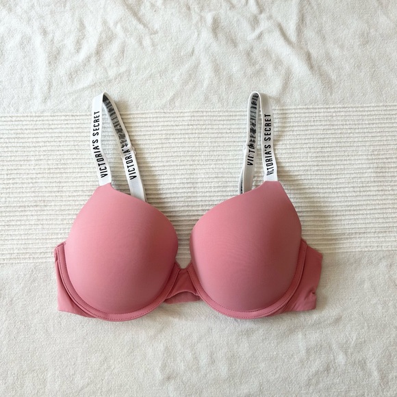 Victoria’s Secret T-Shirt Push-up Full Coverage Bra - Picture 3 of 8